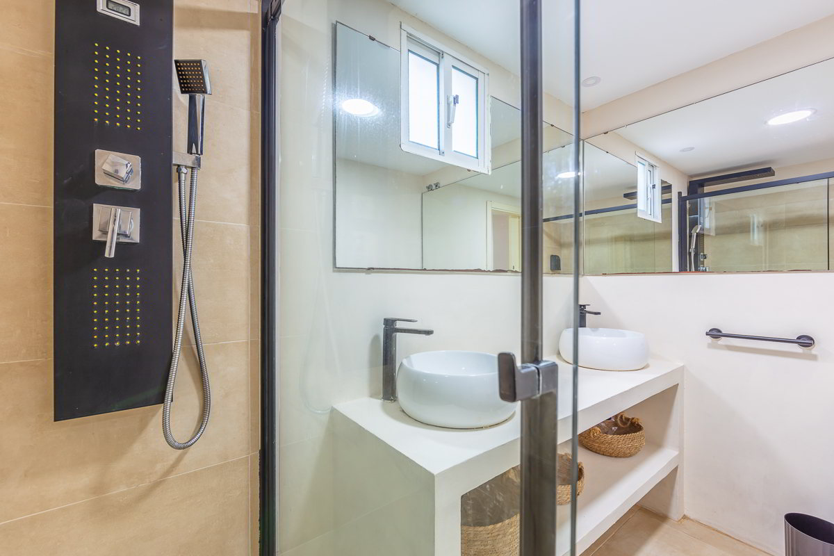 bano columna ducha apartamento gaviotas 9a