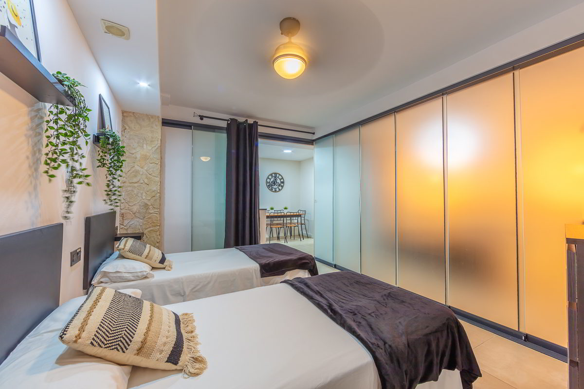dormitorio camas individuales paneles correderos las gaviotas 9b