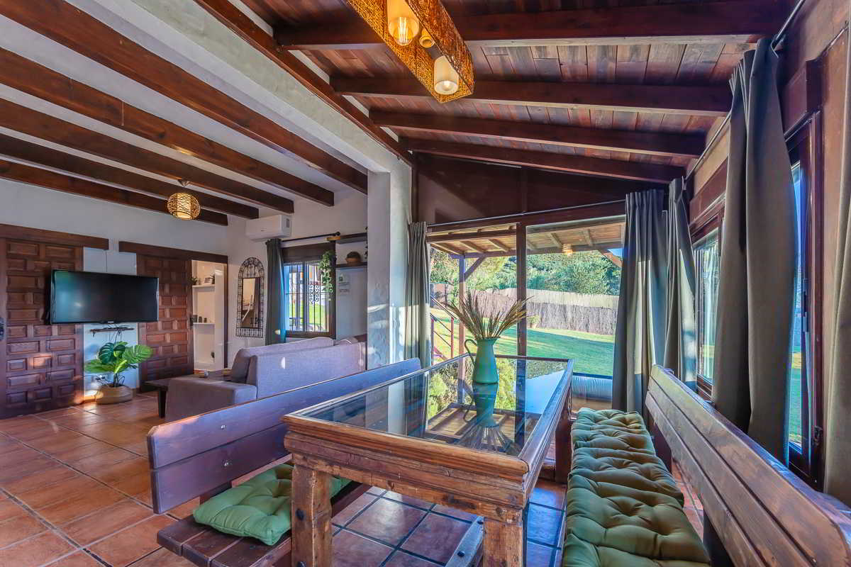 mm villa paraiso comedor salon vistas jardin