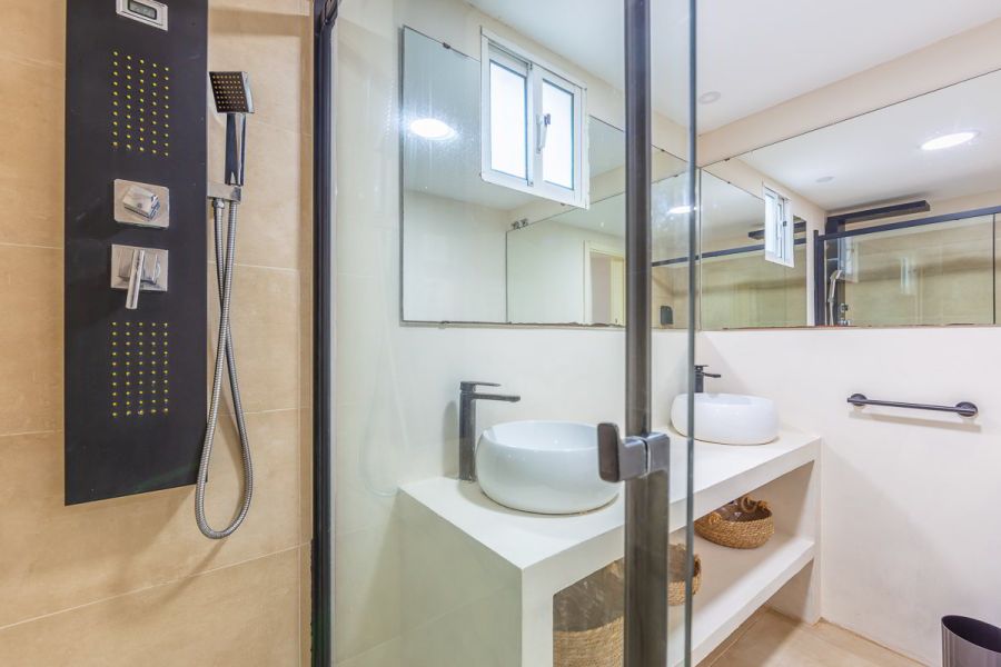bano columna ducha apartamento gaviotas 9a